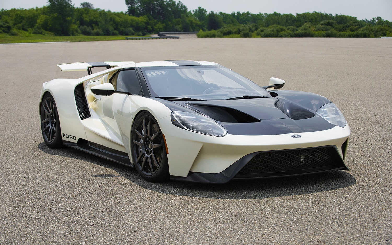 2022 Ford GT Heritage Edition Supercar