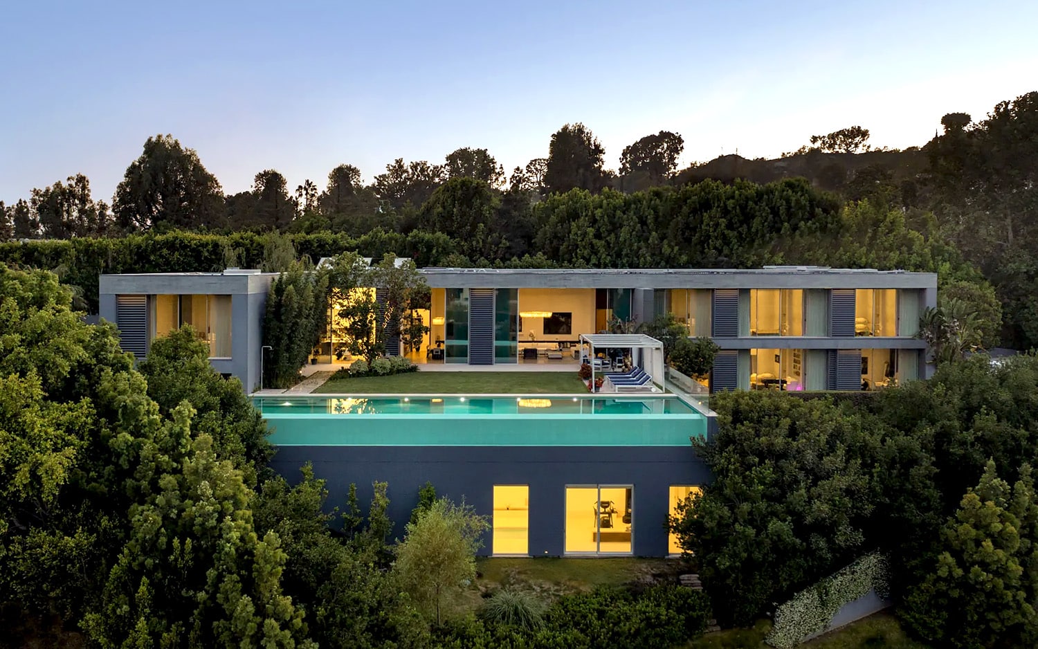 670 Perugia Way, Los Angeles, CA