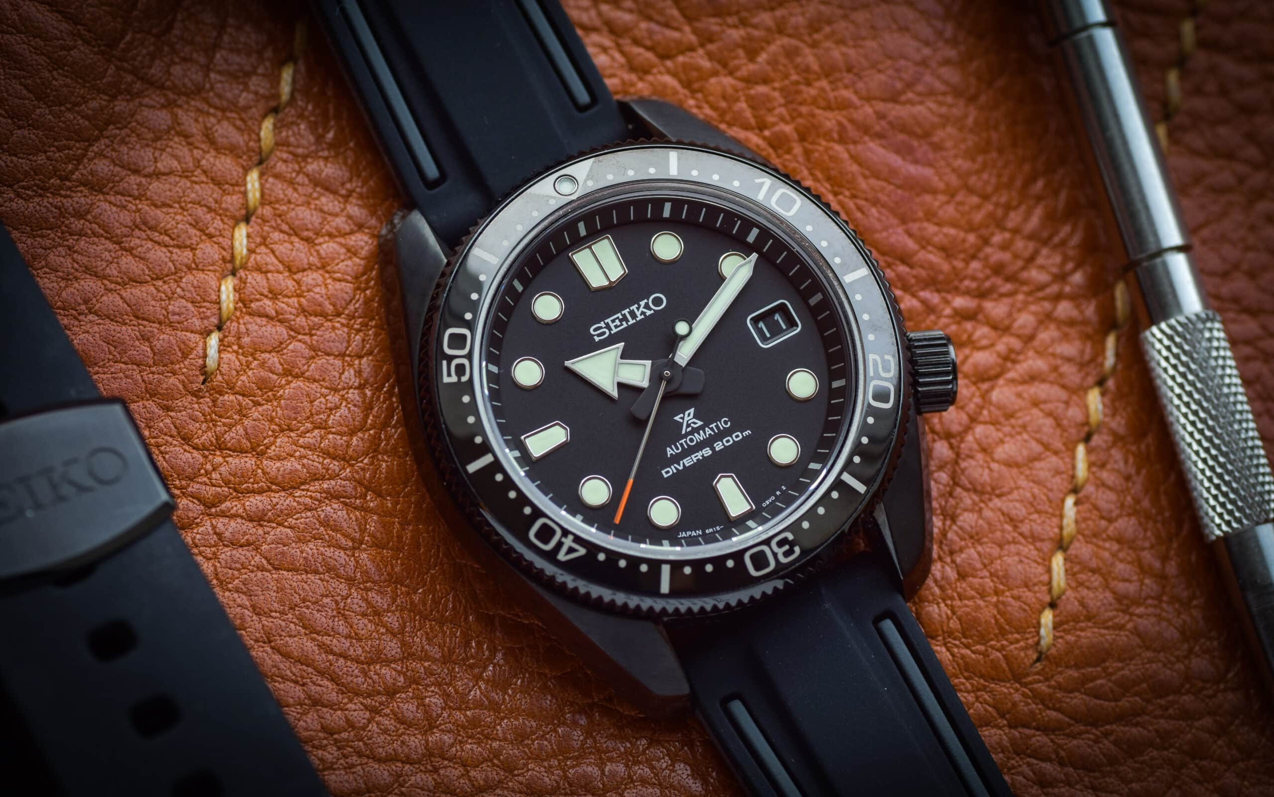 How To Use A Dive Watch Bezel