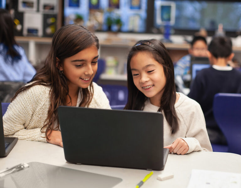 Best international schools in hong kong, two students learning together in class