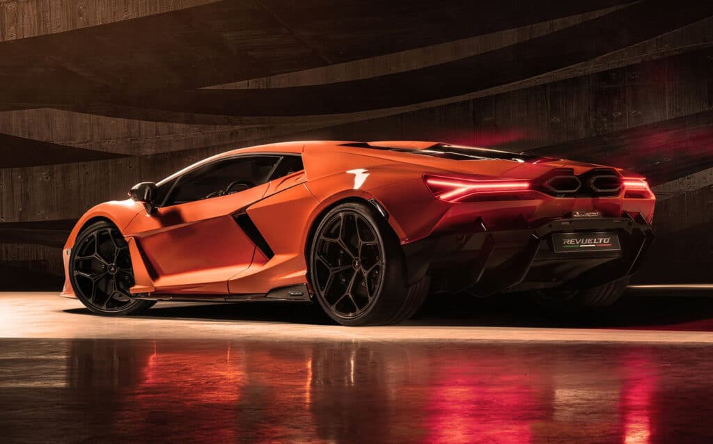 Lamborghini Revuelto HPEV