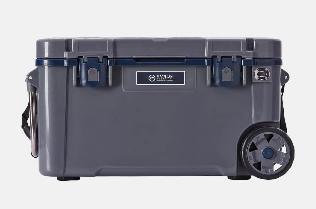 Magellan Outdoors Pro Explore Icebox Hard Cooler