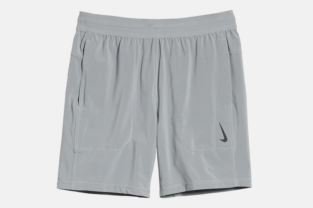 Nike Dri-FIT Flex Pocket Yoga Shorts