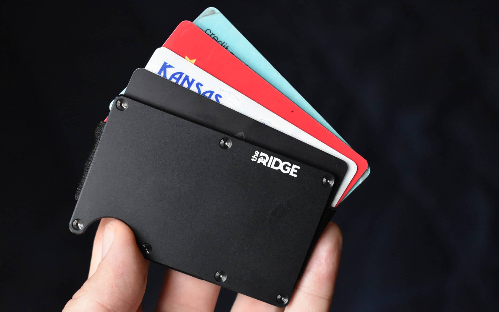 Hands-On: The Ridge Wallet vs Ekster Wallet