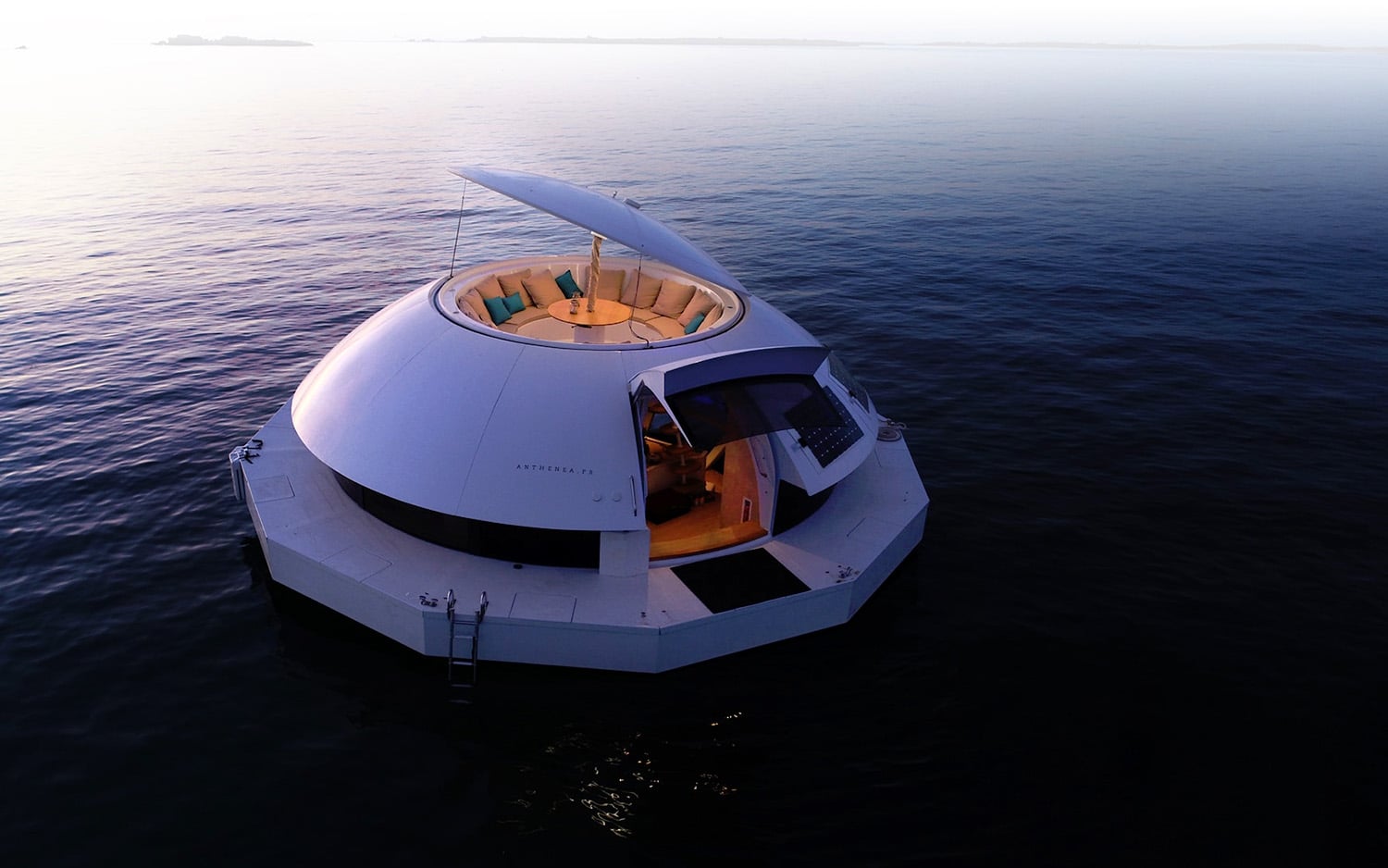 Smart Floating Space