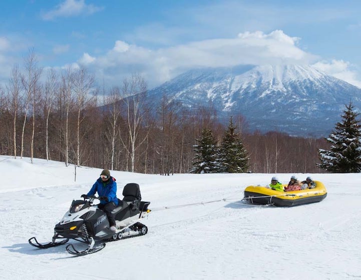 Niseko snow rafting